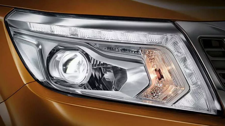 2020 Nissan Navara 2.5L ASF 4×2 M/T