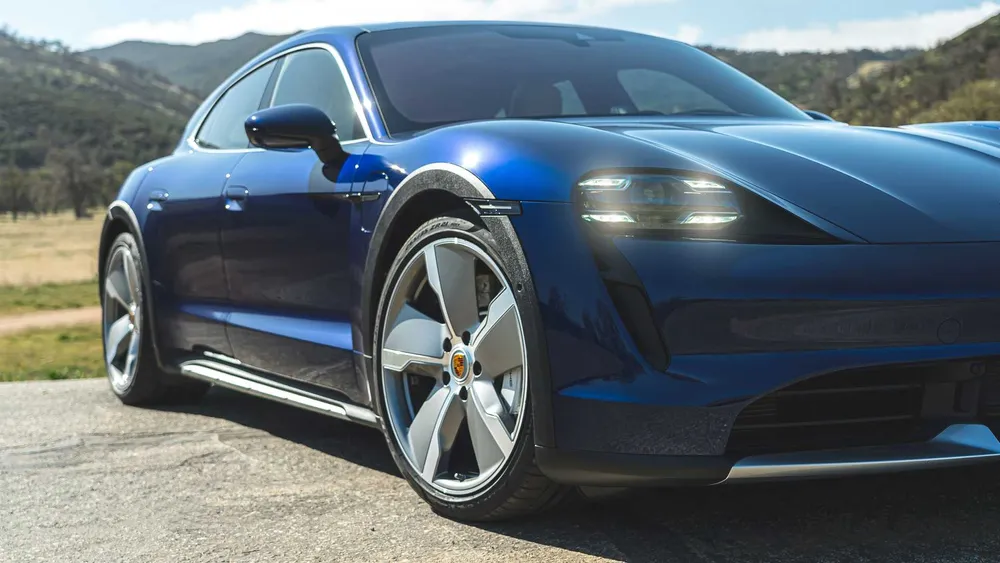 2023 Porsche Taycan Cross Turismo Turbo