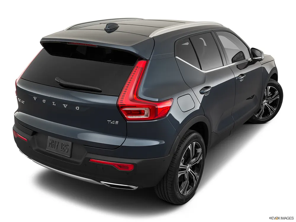 2021 Volvo XC40 2.0T T4 FWD Momentum