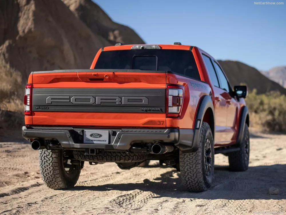 2024 Ford F-150 Raptor 3.5L EcoBoost Super Cab (Base)