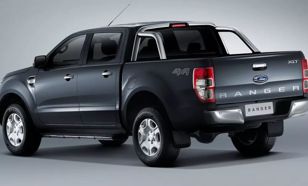 2017 Ford Ranger 2.5L Double Cab (Base) Hi-Rider 4X4 M/T