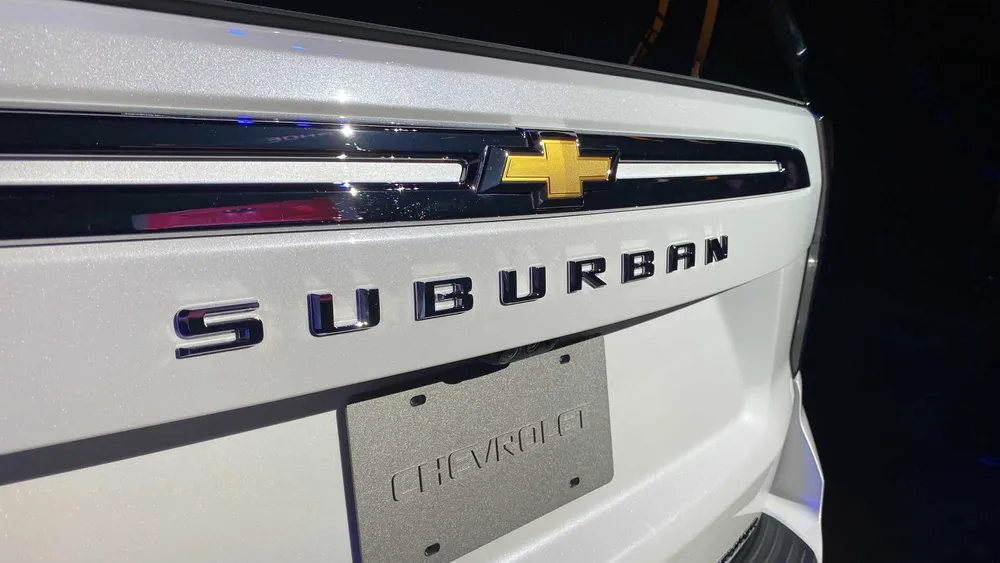 2024 Chevrolet Suburban 5.3L LT Z71