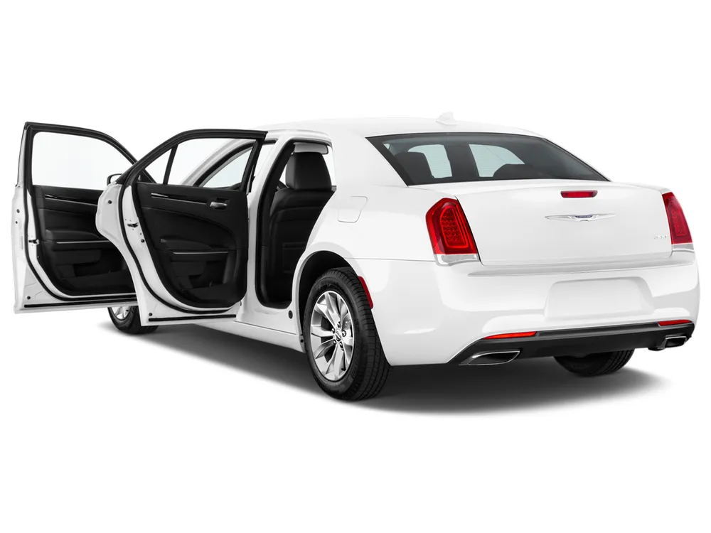 2023 Chrysler 300 3.6L S