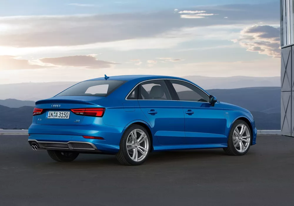 2017 Audi A3 Sedan Sport 35 1.4 TFSI (150 HP)