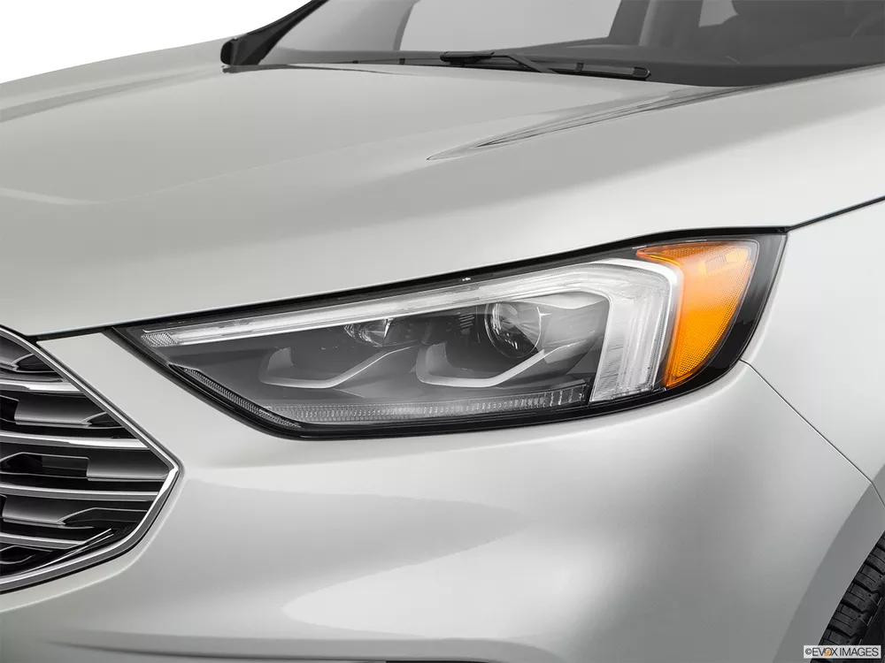 2020 Ford Edge Trend