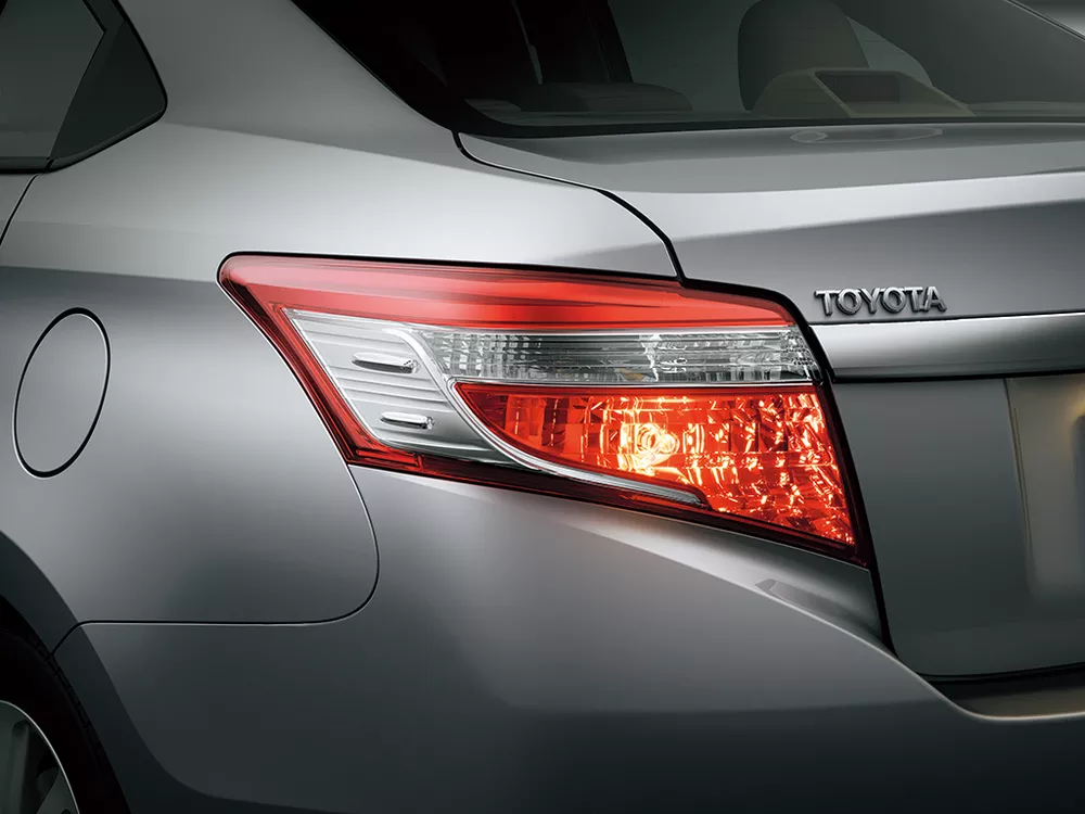 2017 Toyota Yaris Sedan 1.5 Sport