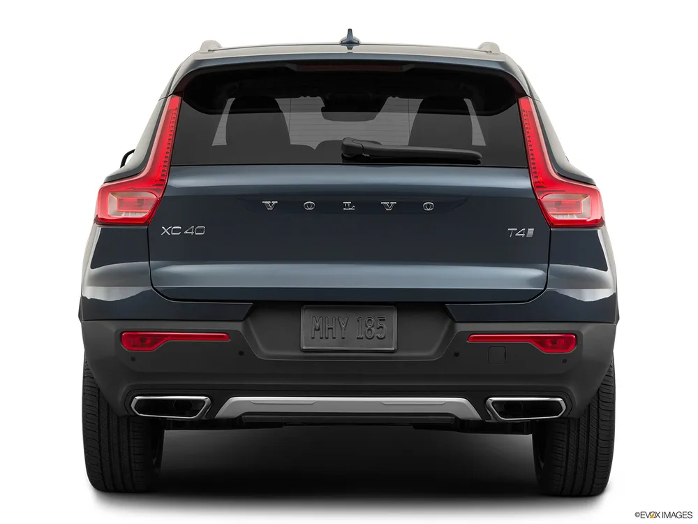 2024 Volvo XC40 2.0T B4 MHEV Core