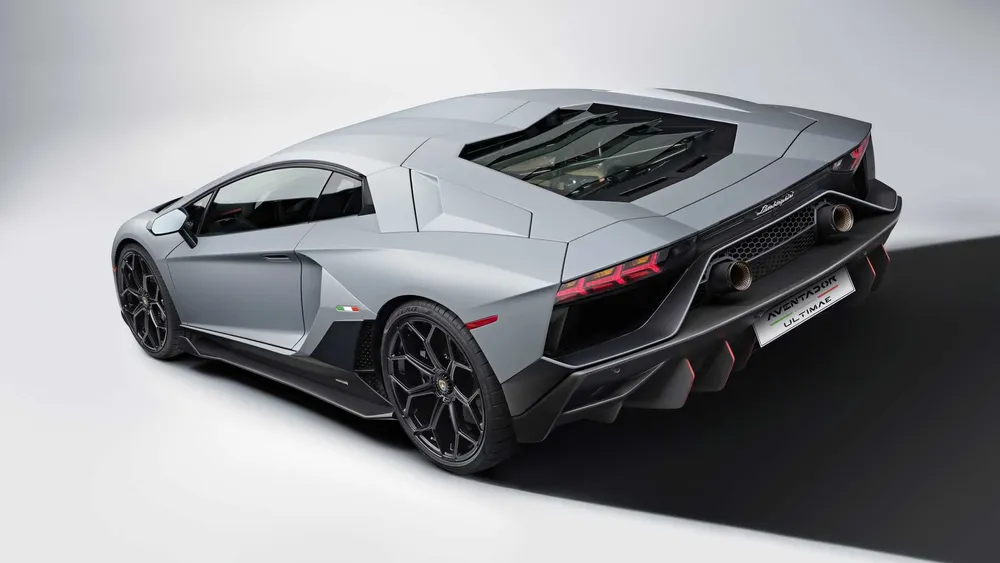 2024 Lamborghini Aventador Ultimae LP 780-4 Roadster