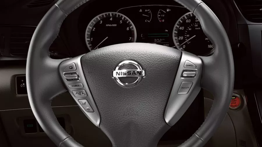 2017 Nissan Sentra 1.8L S (Navi)