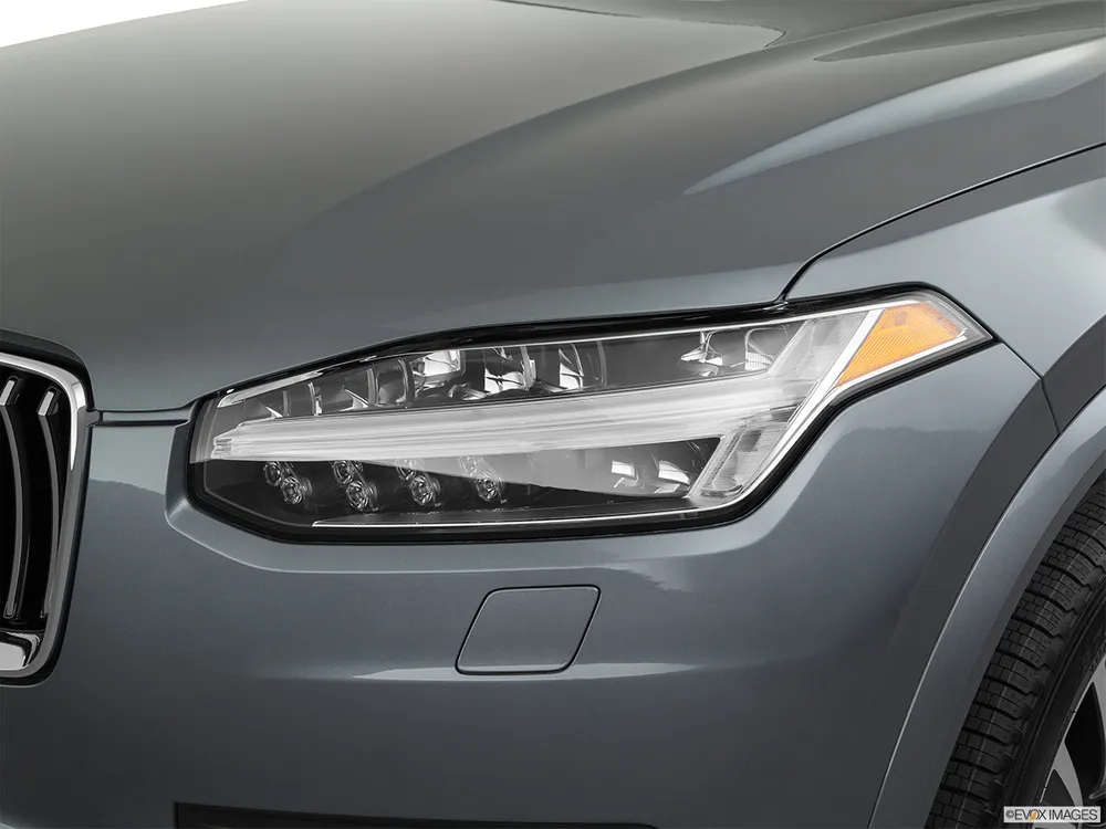 2023 Volvo XC90 2.0T B6 MHEV Ultimate Bright AWD (7-seater)