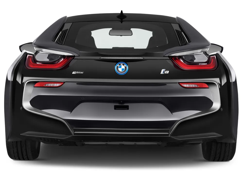 2023 BMW i8 Plug-in Hybrid