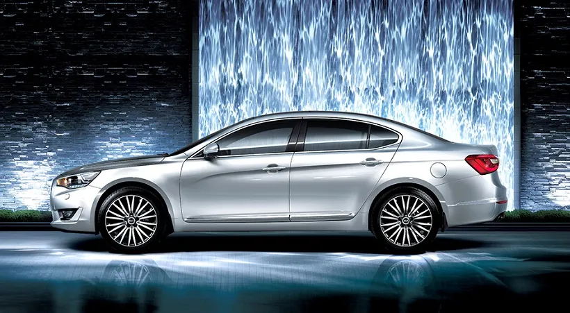 2013 Kia Cadenza 4 Door 3.5L