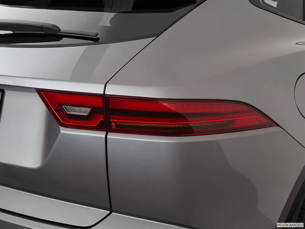 2024 Jaguar E-Pace 2.0T R-Dynamic HSE (250 PS)