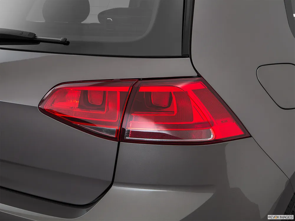 2016 Volkswagen Golf R 2.0 TSI AWD