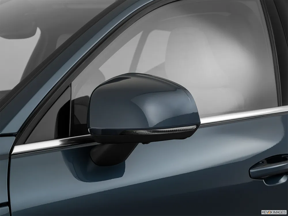 2021 Volvo XC40 2.0T T4 R Design