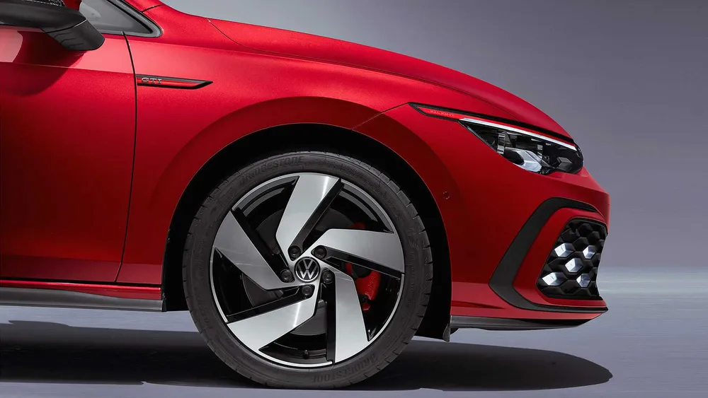 2022 Volkswagen Golf GTI 2.0T P1 Full option