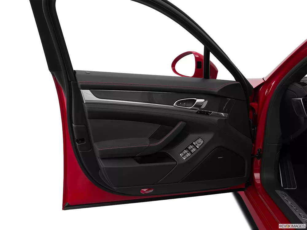 2016 Porsche Panamera GTS