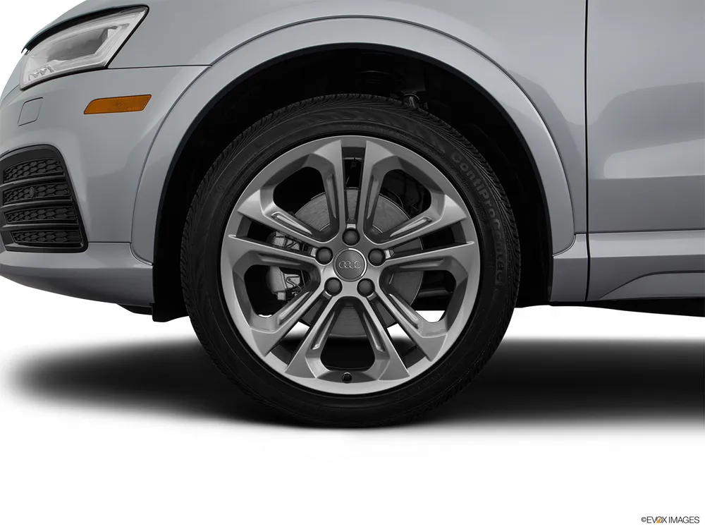 2016 Audi Q3 2.0L (220 HP)