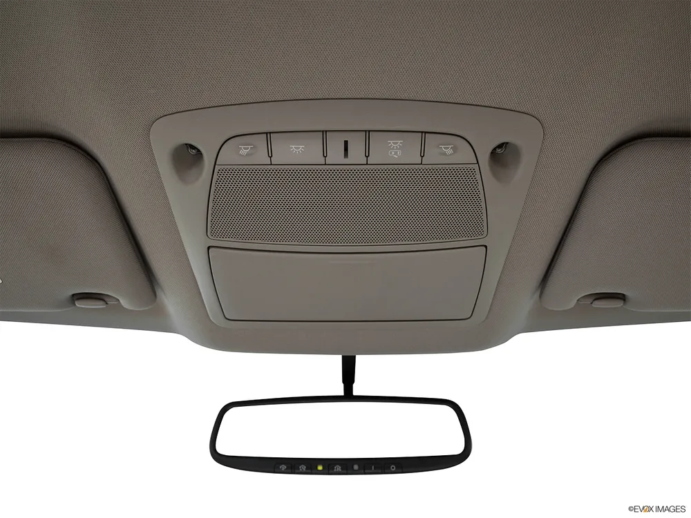 2016 Nissan Maxima SR