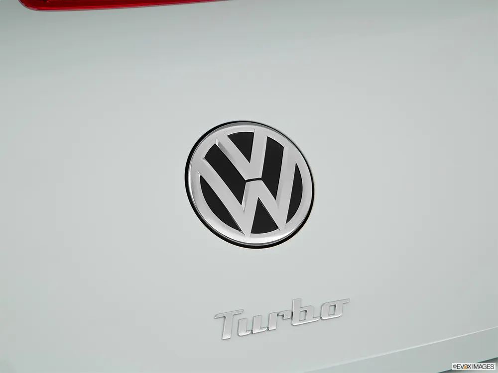 2016 Volkswagen Beetle SE