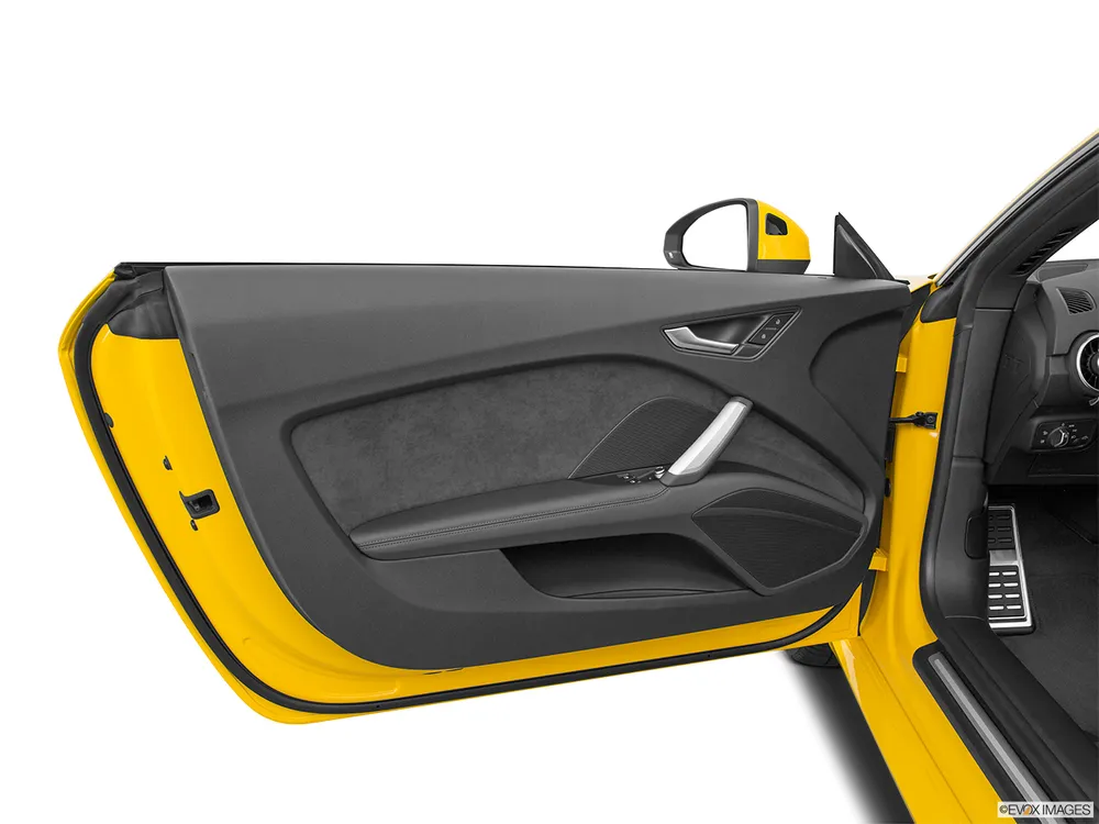 2016 Audi TT Roadster 2.0L (227 HP) Quattro