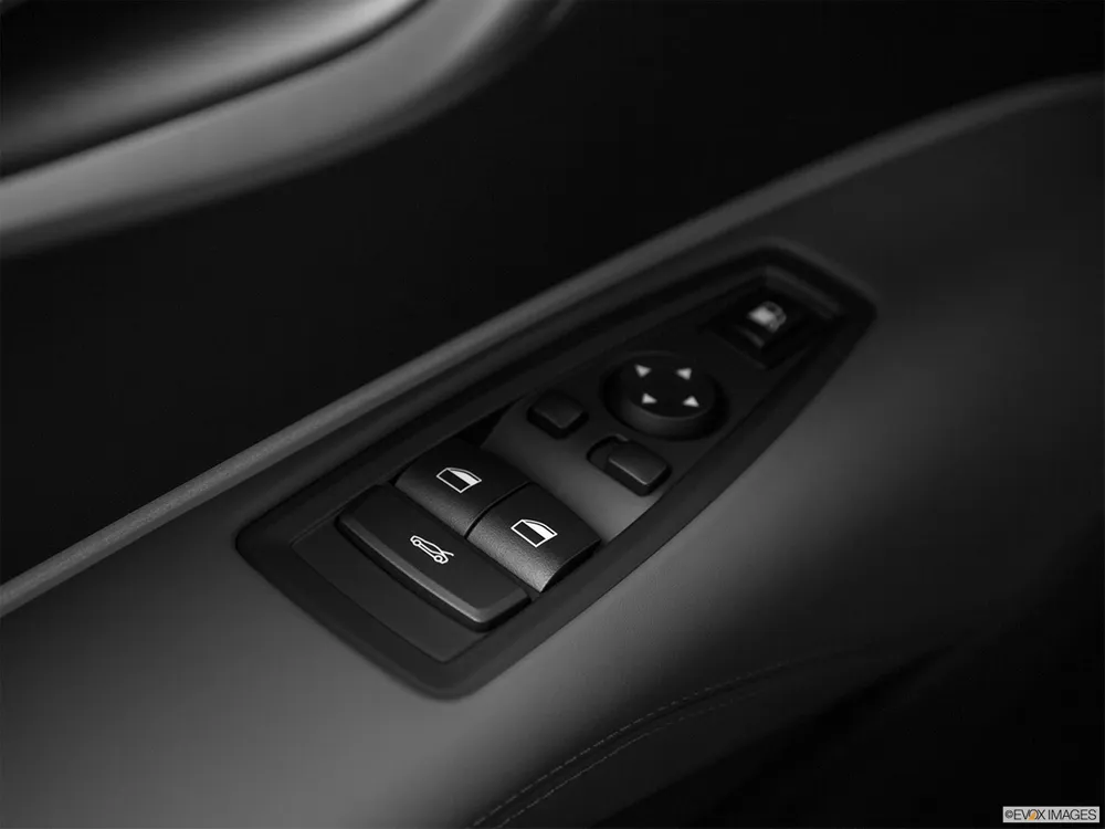 2016 BMW i8 Plug-in Hybrid