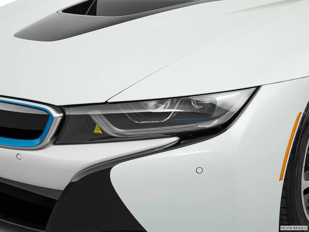 2016 BMW i8 Plug-in Hybrid