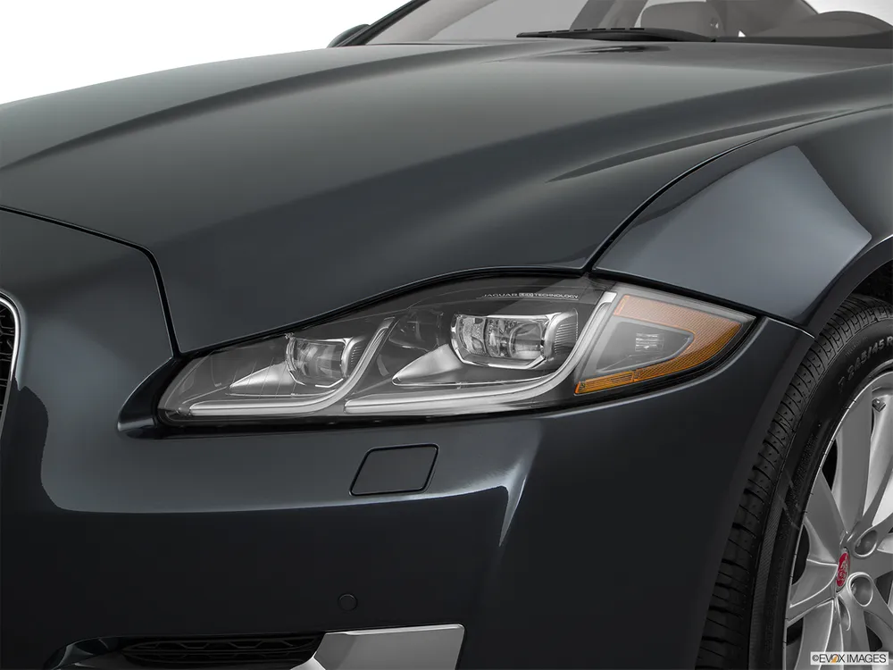 2017 Jaguar XJ 3.0L SC Luxury SWB (340 PS)