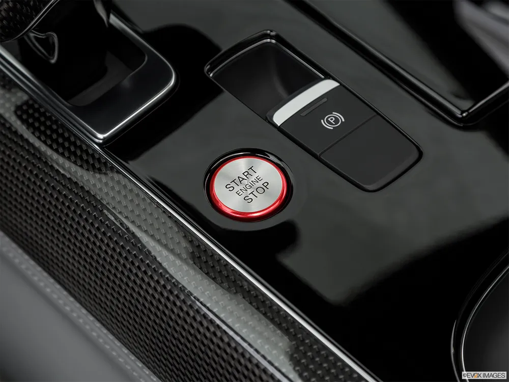 2017 Audi S8 Plus 4.0 TFSI quattro (605 HP)