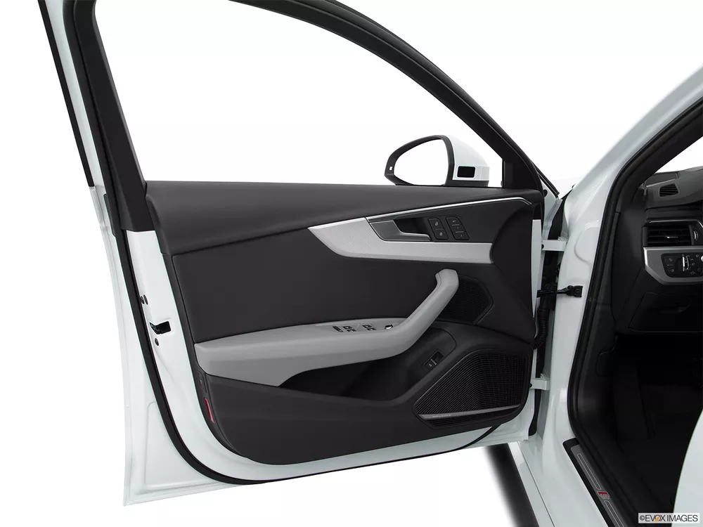 2017 Audi A4 45 TFSI quattro Design (252 HP)