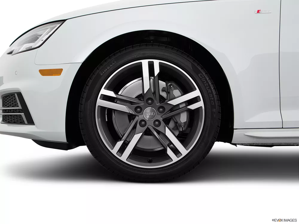 2017 Audi A4 45 TFSI quattro Design (252 HP)