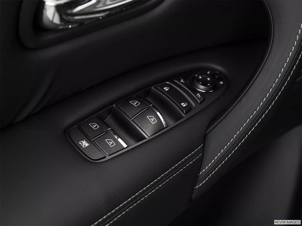 2017 Nissan Patrol 5.6L LE Platinum