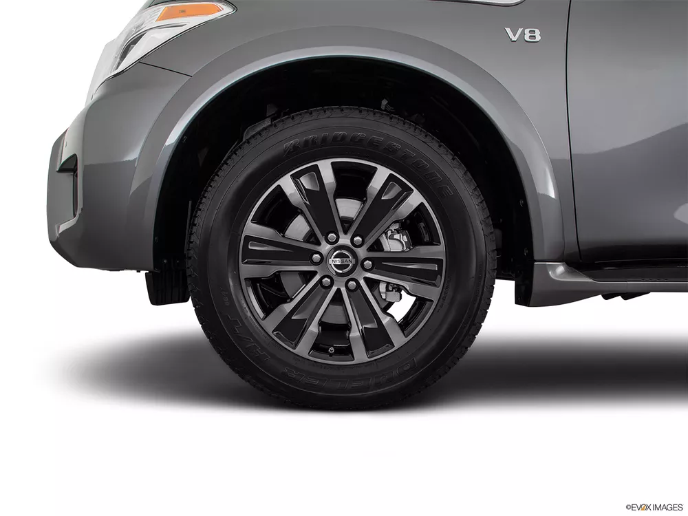 2017 Nissan Patrol 5.6L LE Platinum