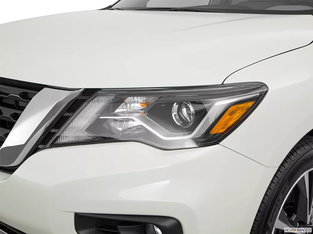 2017 Nissan Pathfinder 3.5L SL 4WD