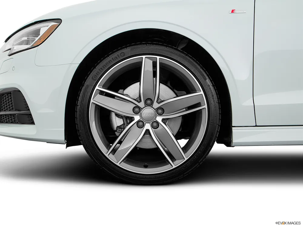 2017 Audi A3 Sedan Sport 40 2.0 TFSI (190 HP)