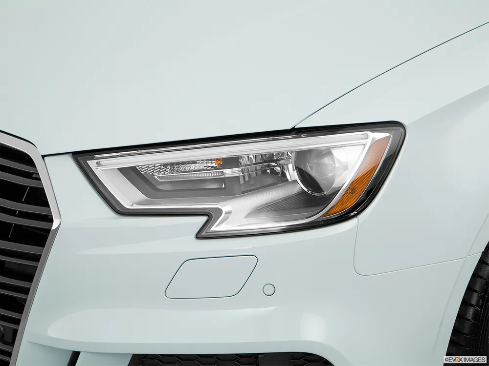 2017 Audi A3 Sedan Sport 40 2.0 TFSI (190 HP)