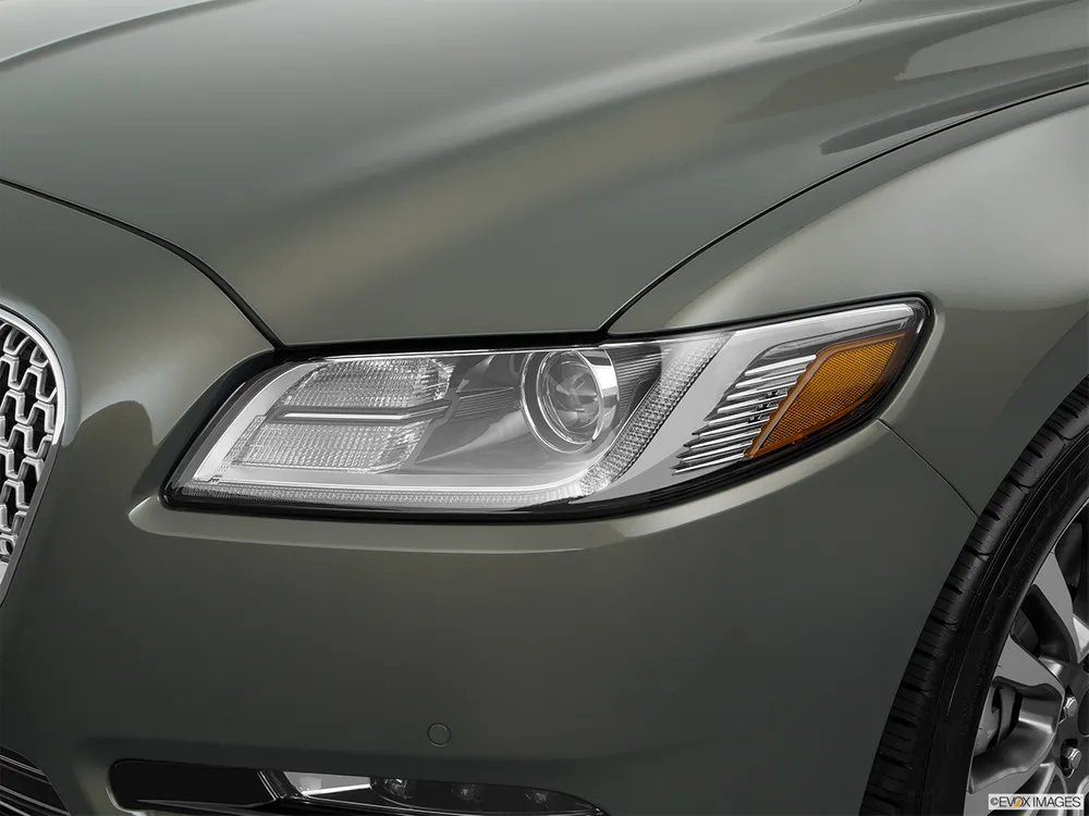 2018 Lincoln Continental 2.7L Select