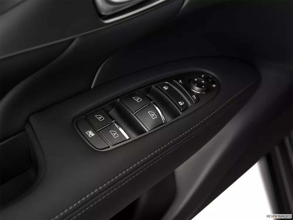 2018 Infiniti Q70 3.7L Luxury