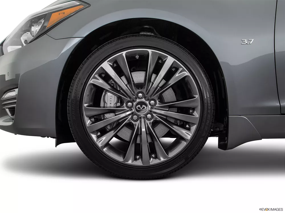 2018 Infiniti Q70 3.7L Luxury