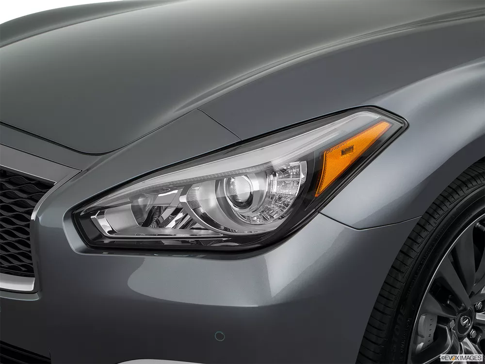 2018 Infiniti Q70 3.7L Luxury