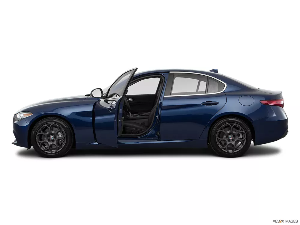 2017 Alfa Romeo Giulia Base