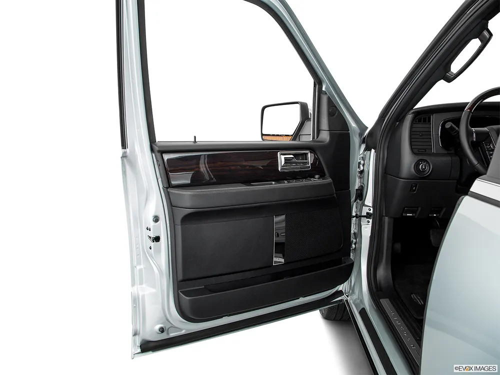 2017 Lincoln Navigator 3.5L Reserve (L)