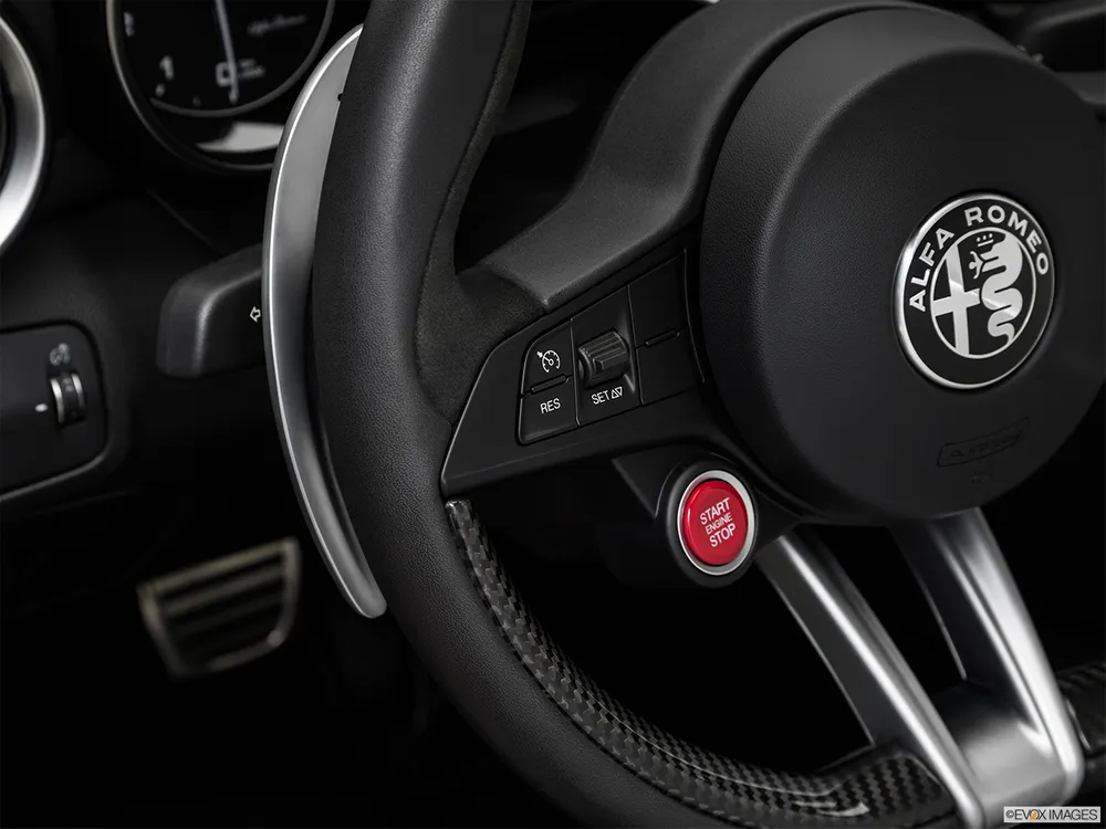 2018 Alfa Romeo Giulia Quadrifoglio