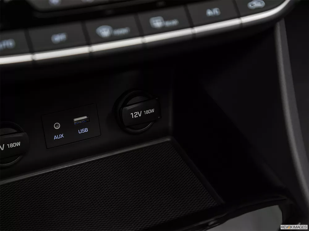 2018 Hyundai Ioniq 1.6L Hybrid (Full Option)