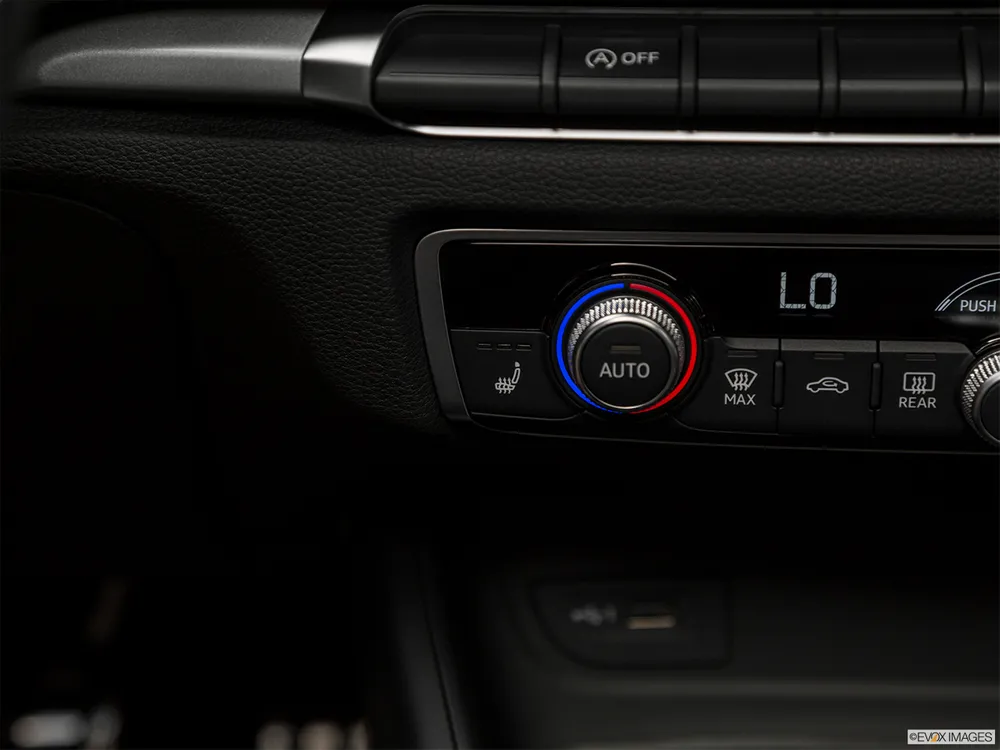 2018 Audi A3 Sedan Sport 40 2.0 TFSI (190 HP)