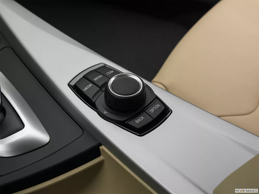 2018 BMW 3 Series 320i xDrive