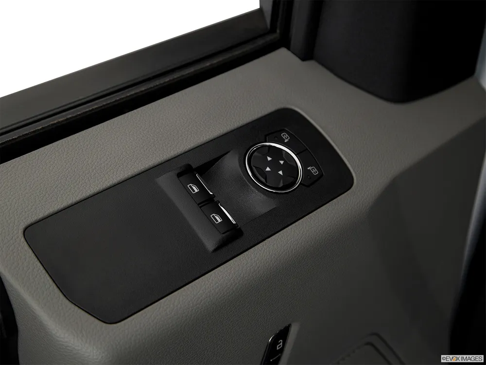 2019 Ford F-150 3.3L V6 Crew Cab XL