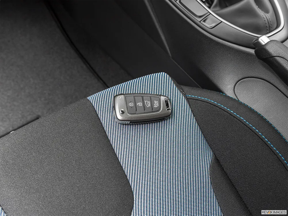 2021 Hyundai Veloster 2.0L MPI Base