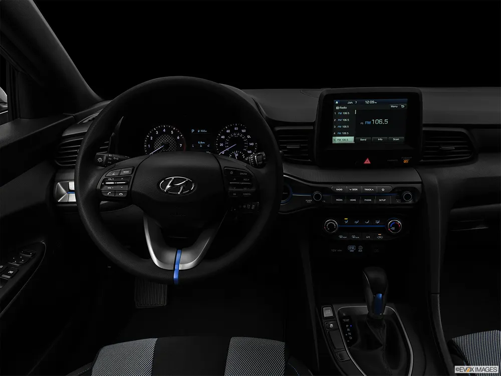 2021 Hyundai Veloster 2.0L MPI Base