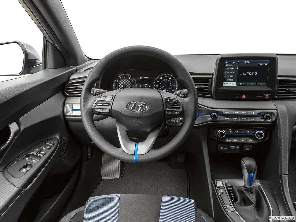 2021 Hyundai Veloster 2.0L MPI Mid